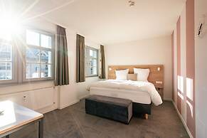 coucou Hotel