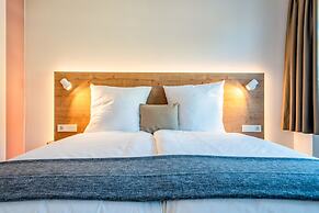 coucou Hotel