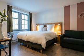 coucou Hotel