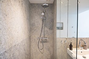 The Pier apartment by Daniel&Jacob’s