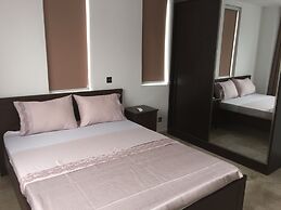 Euneva Court Townhouses - Bentley Place