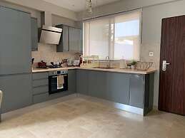 Euneva Court Townhouses - Bentley Place