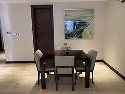 Euneva Court Townhouses - Bentley Place