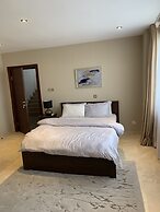 Euneva Court Townhouses - Bentley Place