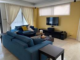 Euneva Court Townhouses - Bentley Place