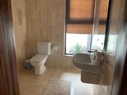 Euneva Court Townhouses - Bentley Place