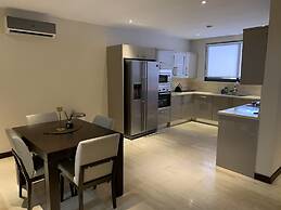 Euneva Court Townhouses - Bentley Place