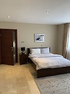 Euneva Court Townhouses - Bentley Place