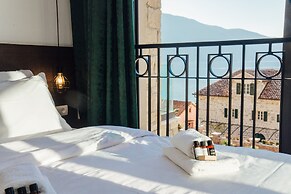 Magical View Apartments