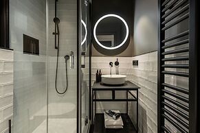 THE ADAMS- Self Check in Hotel