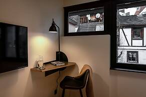 THE ADAMS- Self Check in Hotel