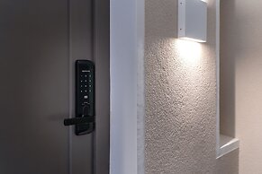 THE ADAMS- Self Check in Hotel