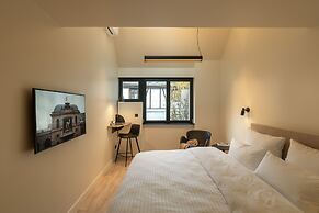 THE ADAMS- Self Check in Hotel