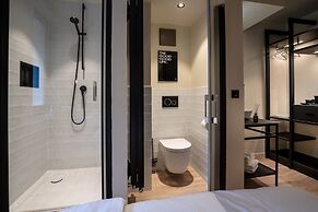 THE ADAMS- Self Check in Hotel