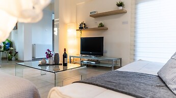 Seafront Villa With Private Pool