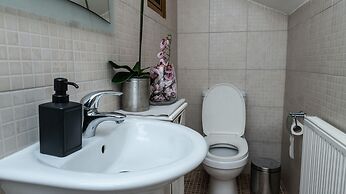 Seafront Villa With Private Pool