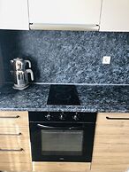 Golden World Suite Hotel