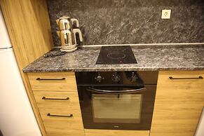 Golden World Suite Hotel