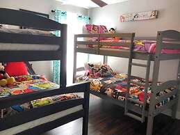 Hamlet by I-4 · New! 5 Bedroom Pool Villa. Sleep 15+ Orlando