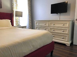 Hamlet by I-4 · New! 5 Bedroom Pool Villa. Sleep 15+ Orlando