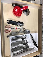 Hamlet by I-4 · New! 5 Bedroom Pool Villa. Sleep 15+ Orlando