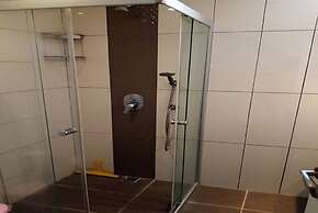 CE018 by Villaofsummer