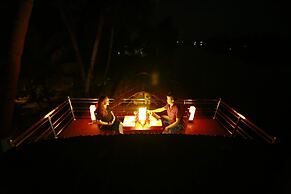 Best Kerala Houseboat