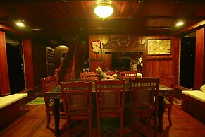 Best Kerala Houseboat