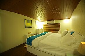 Best Kerala Houseboat
