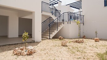 Anatoli 3BR Holiday Home Near the Beach