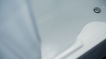 Anatoli 3BR Holiday Home Near the Beach