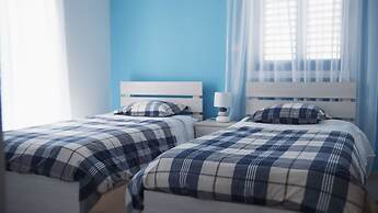 Anatoli 3BR Holiday Home Near the Beach