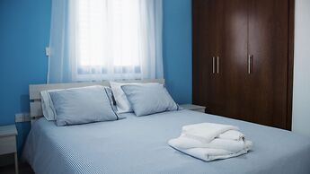 Anatoli 3BR Holiday Home Near the Beach