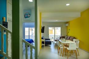 Anonymous - 2BR - 2Floors - Central