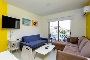 Anonymous - 2BR - 2Floors - Central