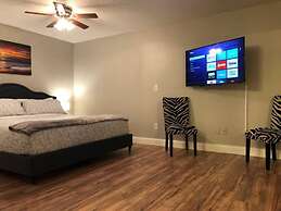 6150 Sandcrest · New! Walk to Universal. Sleep 9. Near Disney