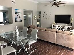 Parsley · New! Luxury, Near Disney & Universal. Sleep 9