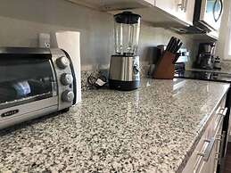 Parsley · New! Luxury, Near Disney & Universal. Sleep 9