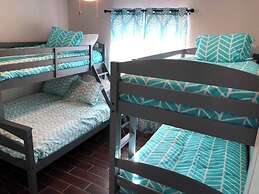 Parsley · New! Luxury, Near Disney & Universal. Sleep 9