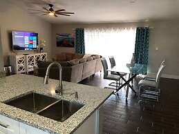 Parsley · New! Luxury, Near Disney & Universal. Sleep 9