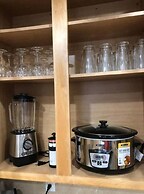 6151 Sandcrest · Next to Universal. Pool Sleep 9. Walk to Park