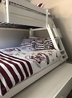 6151 Sandcrest · Next to Universal. Pool Sleep 9. Walk to Park