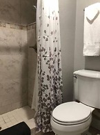 6151 Sandcrest · Next to Universal. Pool Sleep 9. Walk to Park