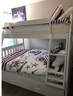 6151 Sandcrest · Next to Universal. Pool Sleep 9. Walk to Park