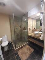 Flying Falcon Guesthouse