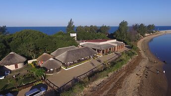 Macaneta Holiday Resort