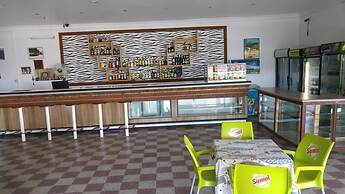 Macaneta Holiday Resort