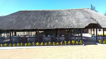 Macaneta Holiday Resort