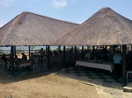 Macaneta Holiday Resort