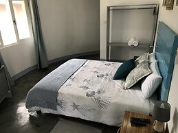 Macaneta Holiday Resort